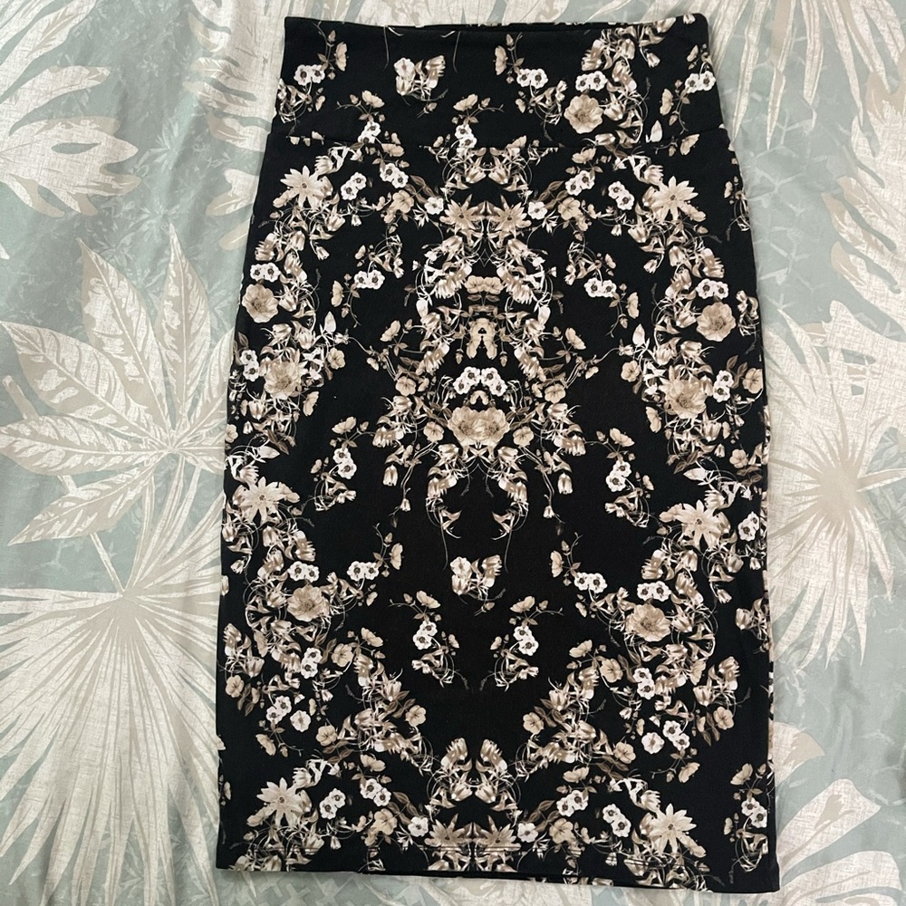 🔥Sale🔥Guess Floral Pencil Stretch Skirt